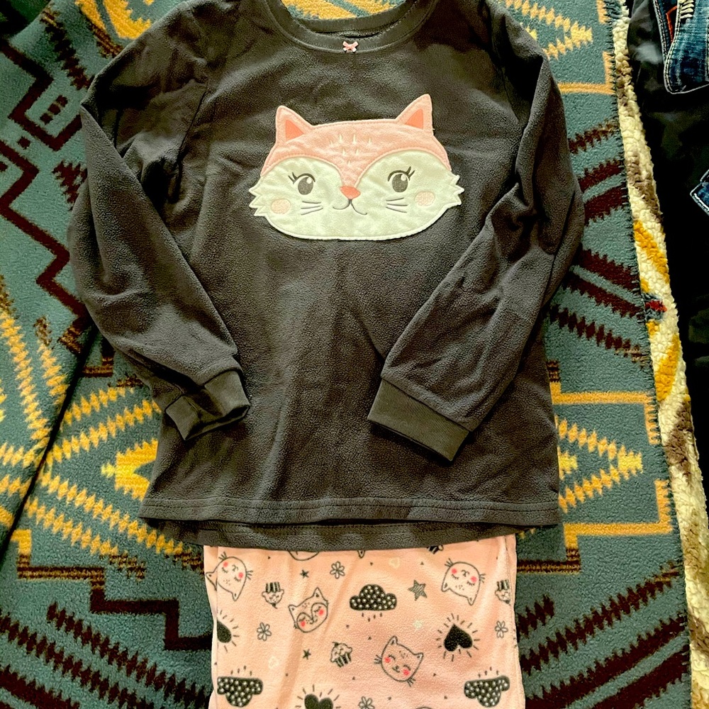 GUC! Cozy fleece girls pajama set size 8